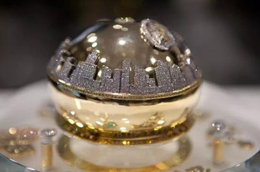 один из самых дорогих парфюмов в мире